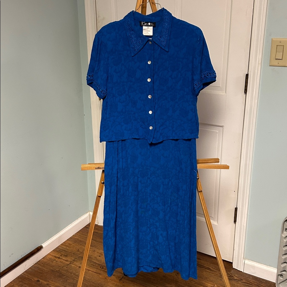 Elegant Royal Blue Midi Dress